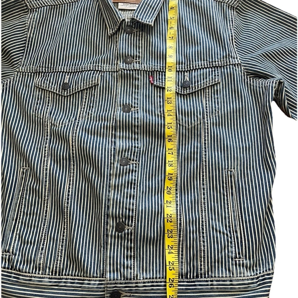 Levi’s Premium Relaxed Fit M Trucker Jacket A5782‑0077 Rare Pinstripe Big E VGC - Picture 9 of 9